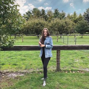 Meet your Posher, Sasha